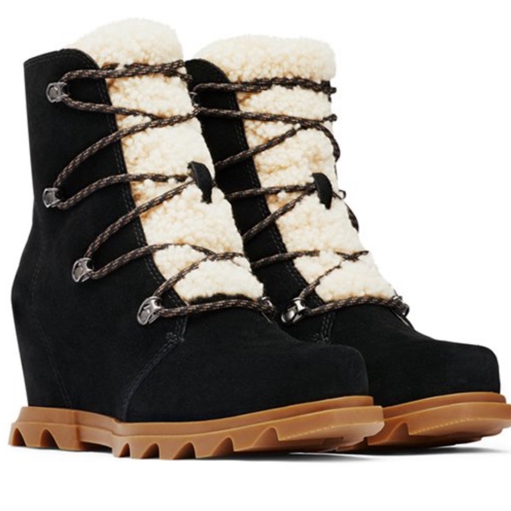 Sorel Joan of Arctic III Suede Lace Wedge Cozy. bootie. Black SZ. 10. Ne…